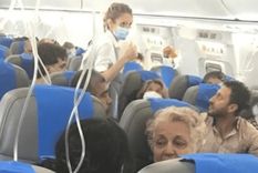 Momentos de tensión vivieron los pasajeros Foto: CBA24 Momentos de tensión vivieron los pasajeros Foto: CBA24