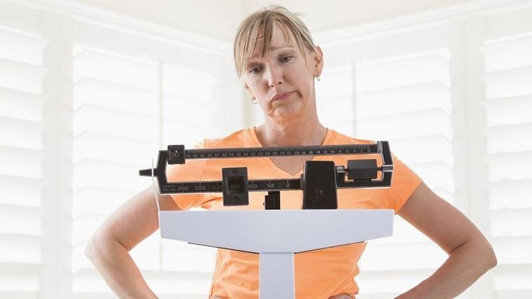 La tiranía de la báscula. Foto: Freepik