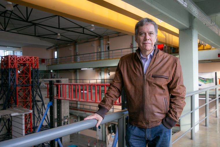 La inteligencia artificial irrumpe en la educación superior y plantea nuevos desafíos para estudiantes y docentes.