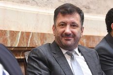 Edgardo Kueider, el senador nacional justicialista detenido en Paraguay tras el hallazgo de 200 mil dólares sin declarar en su camioneta. Foto: X (@edgardokueider)