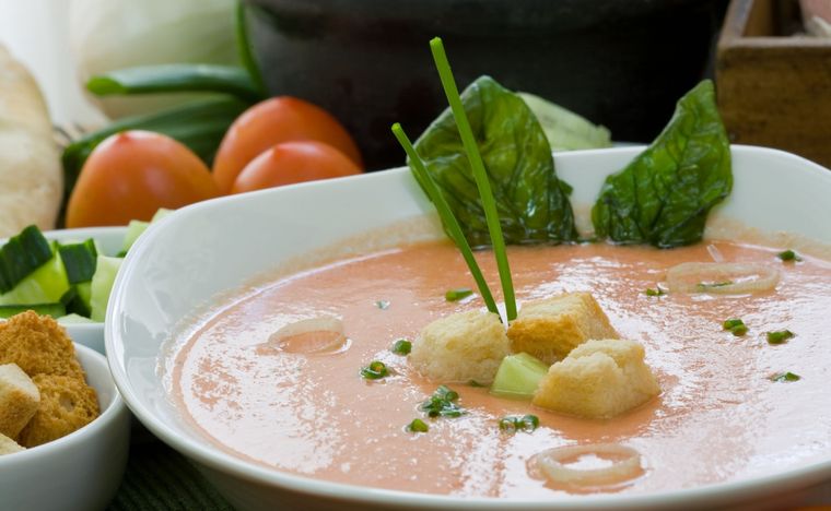 Gazpacho andaluz Una receta simple y deliciosa en minutos. Foto: Shutterstock