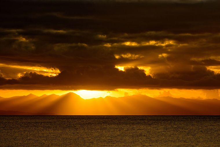 Con playas de postal y alojamientos de alto nivel, es un paraíso remoto elegido por quienes buscan descanso absoluto. Con playas de postal y alojamientos de alto nivel, es un paraíso remoto elegido por quienes buscan descanso absoluto.