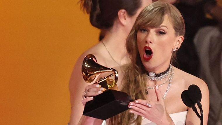 Taylor Swift es la artista con más Grammy a mejor álbum del año Foto: REUTERS
