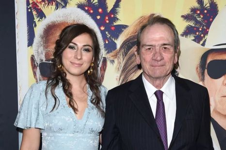 Victoria Jones junto a su padre, Tommy Lee Jones. Victoria Jones junto a su padre, Tommy Lee Jones.