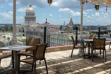 Cadenas hoteleras claves en Cuba, abandonan la isla con efecto inmediato