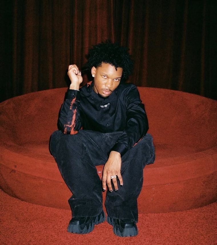 El famoso cantante deberá responder ante la Justicia tras el macabro hallazgo. El famoso cantante deberá responder ante la Justicia tras el macabro hallazgo.