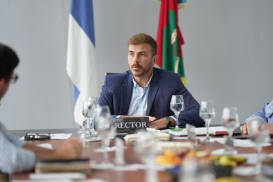 MDZol | javier semczuk unau rector
