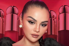 Selena Gomez estalla la red posando con un bellísimo bikini Selena Gomez es actriz, cantante y una exitosa empresaria puesto que es dueña de Rare Beauty. Foto: Instagram @selenagomez