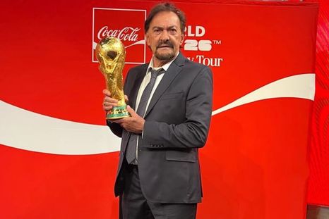 Alejado del a dirección técnica, La Volpe trabaja como columnista en trasmisiones del canal mexicano TUDN. Alejado del a dirección técnica, La Volpe trabaja como columnista en trasmisiones del canal mexicano TUDN.