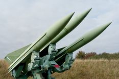 iran anuncia una nueva ola de ataques contra bases de ee.uu. en la region