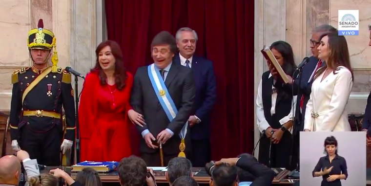 Milei y Cristina, los dos extremos de la grieta. Foto: Archivo