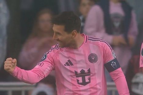 Lionbel Messi marcó ante nasville el gol número 900 de su carrera profesional. Lionbel Messi marcó ante nasville el gol número 900 de su carrera profesional.