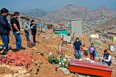 Durante la pandemia, Perú ha registrado alrededor de un 150% más de muertes de lo esperado. Foto: GETTY IMAGES