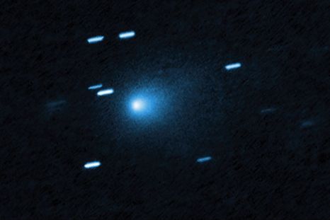 Aunque no representa peligro para la Tierra, la NASA mantendrá bajo observación al cometa 3I/ATLAS por sus extraños movimientos. Aunque no representa peligro para la Tierra, la NASA mantendrá bajo observación al cometa 3I/ATLAS por sus extraños movimientos.