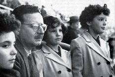 la revancha democratica: la hija de allende preside el senado la revancha democratica: la hija de allende preside el senado