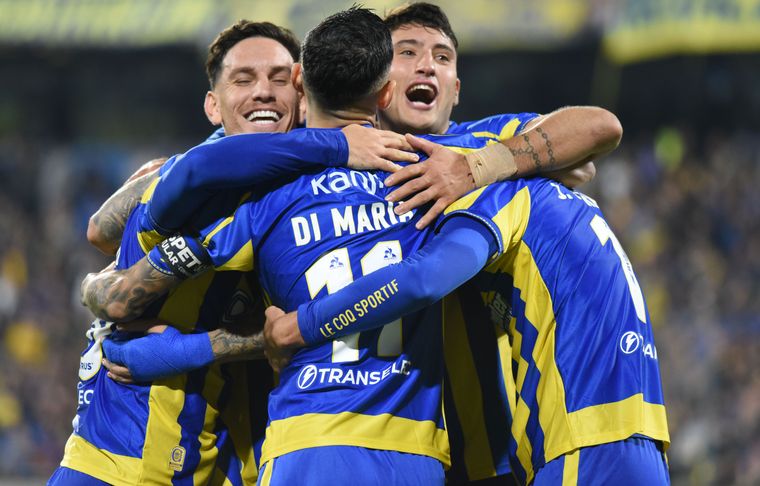 Rosario Central golea a la UCV en Arroyito y se mete en octavos.