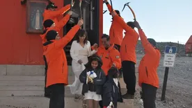 &nbsp;En la Base Esperanza, en plena Antártida Argentina, Franco y Mara celebraron su casamiento religioso junto a sus hijas en el extremo más austral del país.