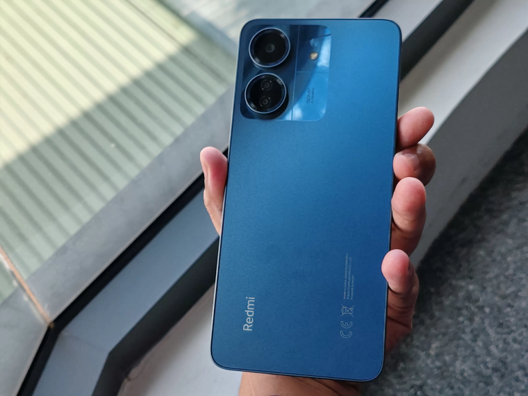 El Redmi 13C de Xiaomi combina cámara de 50 MP y batería de 5.000 mAh, ideal para uso diario. El Redmi 13C de Xiaomi combina cámara de 50 MP y batería de 5.000 mAh, ideal para uso diario.