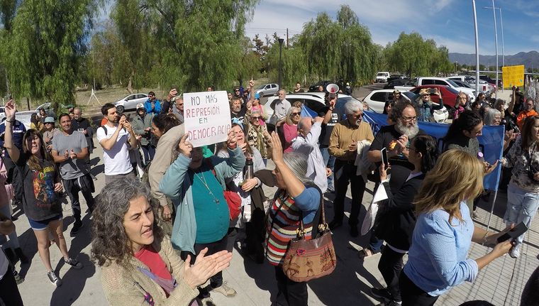Activistas en contra de la minería en Mendoza pidieron por la liberación de dos personas detenidas Foto: ALF PONCE MERCADO / MDZ