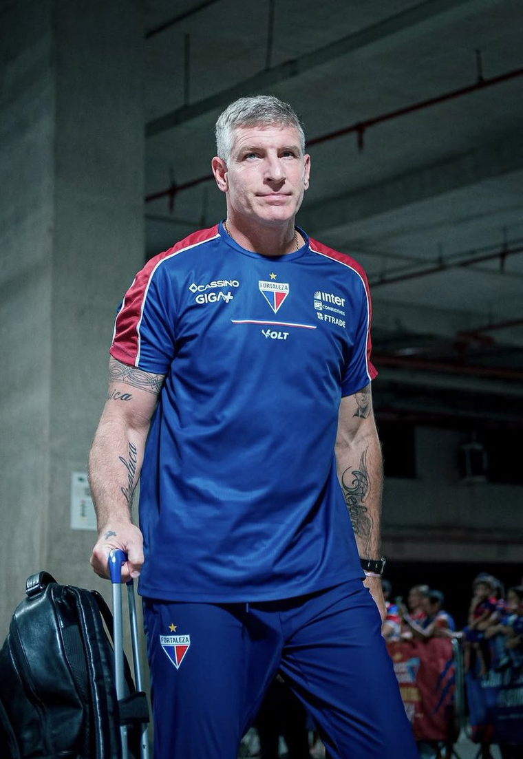 Martín Palermo a un paso del milagro con Fortaleza. Foto: @FortalezaEC Martín Palermo a un paso del milagro con Fortaleza. Foto: @FortalezaEC