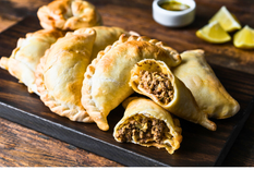 Empanadas de carne estilo argentino: ¡prepáralas en casa! Foto: Shutterstock