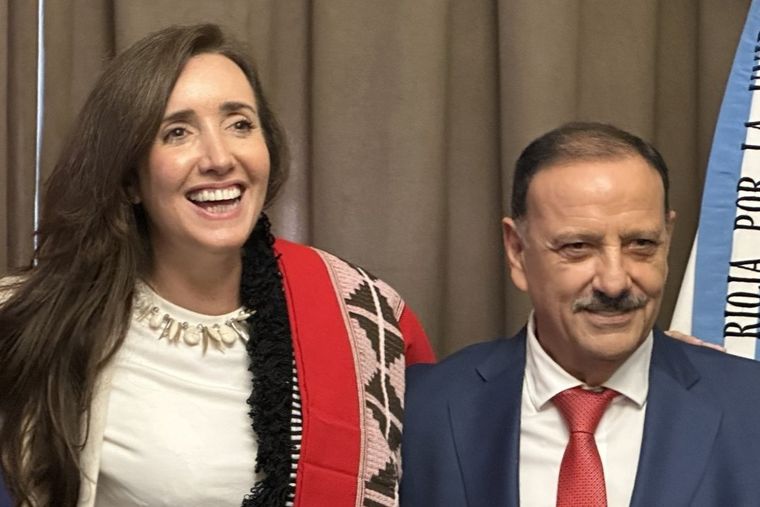 La vicepresidenta Victoria Villarruel junto al gobernador peronista de La Rioja, Ricardo Quintela.