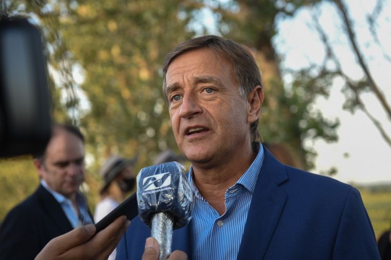 Suarez habló sobre la vacunación en Mendoza.