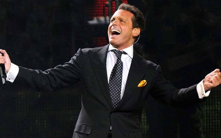 Luis Miguel se prepara para su regreso a los escenarios.