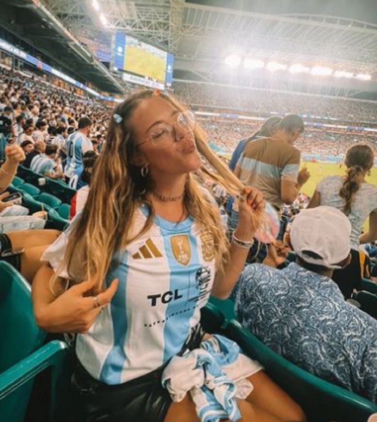 Nati Jota Nati Jota llama la atención con su belleza Foto: Instagram