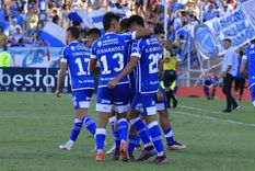El Tomba pudo imponerse en un duro partido ante Racing Foto: Prensa Godoy Cruz El Tomba pudo imponerse en un duro partido ante Racing Foto: Prensa Godoy Cruz