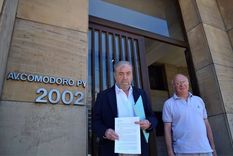 bonasso denuncio a stiuso y la interna en la secretaria esta al rojo vivo