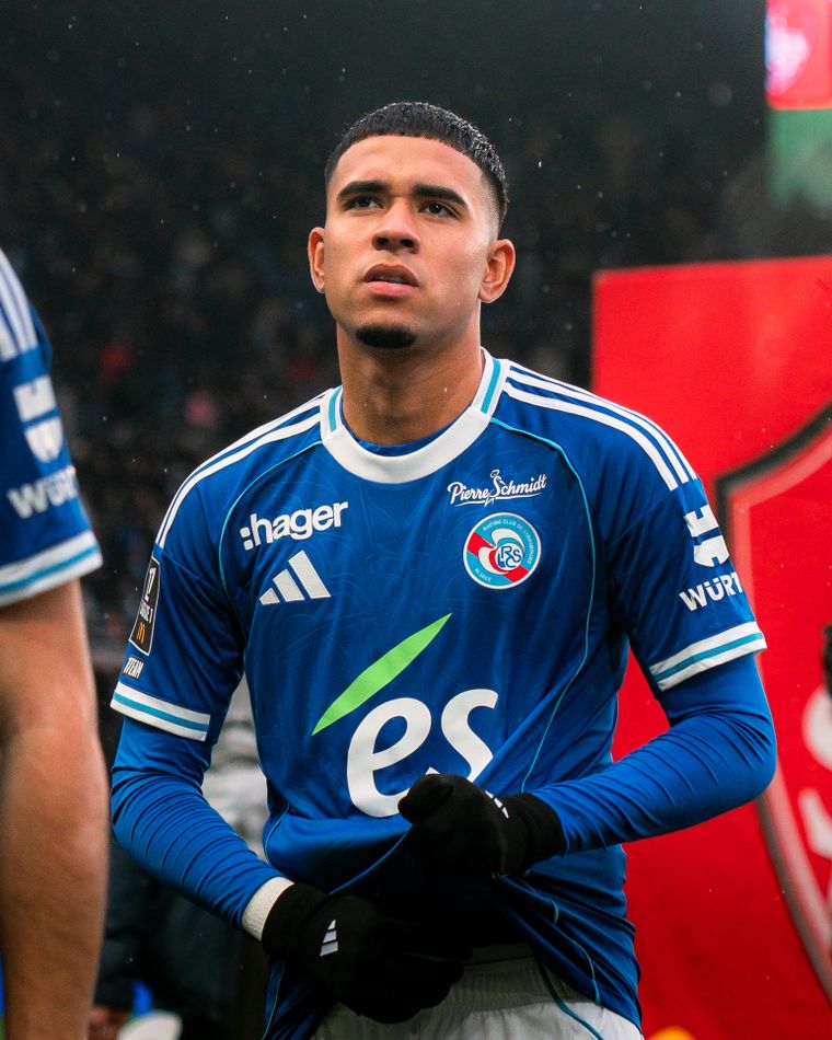 Kendry Páez jugó un semestre en el RC Estrasburgo. Kendry Páez jugó un semestre en el RC Estrasburgo.