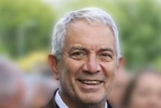 A pesar de que aún se espera el conteo final, el oficialismo platense sostuvo que hay una diferencia a favor de Julio Alak Foto: Twitter Oficial Julio Alak