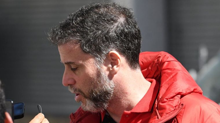 Tras sus últimos traspiés como DT, Rodolfo de Paoli podría volver a relatar a la Selección.