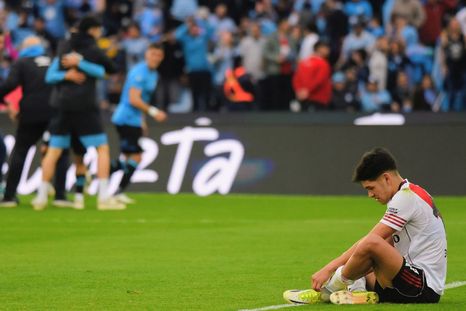 Rivero, afectado tras ser uno de los responsables de la derrota de River en la final del Apertura. Rivero, afectado tras ser uno de los responsables de la derrota de River en la final del Apertura.