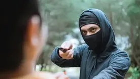 Cuando la legalidad deja de proteger, la violencia deja de ser excepción y se vuelve consecuencia. Cuando la legalidad deja de proteger, la violencia deja de ser excepción y se vuelve consecuencia.