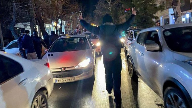 Muchos iraníes salieron a la calle los pasados días para protestar por la situación del país.