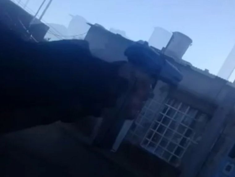 El ataque balazos se registró en dos casas de la ciudad santafesina de Venado Tuerto.