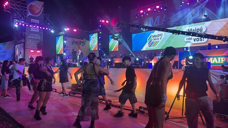 Maipú celebró su Vendimia. Maipú celebró su Vendimia.