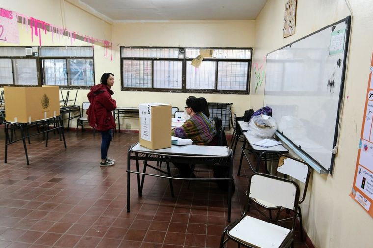 Balotaje Los electores encontrarán boletas de ambas fuerzas en el cuarto oscuro Foto: Alfredo Ponce