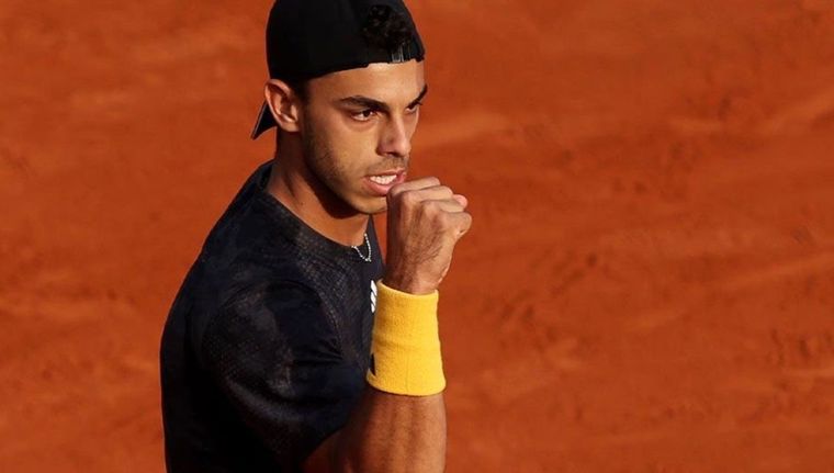 Cerúndolo avanza en Roma.