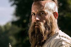 Vin Diesel entre espadas y magia.
