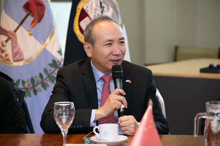 el embajador de China, Wang Wei. Foto: Universidad Nacional de Cuyo. el embajador de China, Wang Wei. Foto: Universidad Nacional de Cuyo.