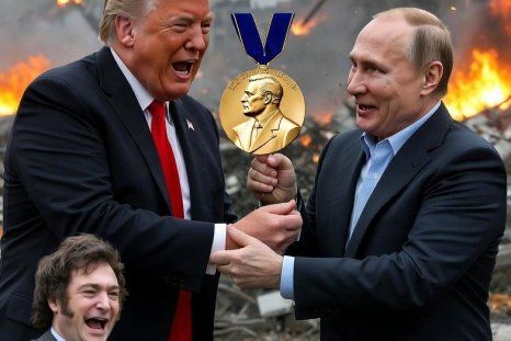 Increíbles. Donald Trump y Vladimir Putin disputan el trofeo por la paz, mientras Milei festeja la guerra. Imagen creada con Grok Increíbles. Donald Trump y Vladimir Putin disputan el trofeo por la paz, mientras Milei festeja la guerra. Imagen creada con Grok