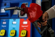 El aumento del precio del petróleo ya se nota en las estaciones de gasolina de Estados Unidos. Foto: GETTY IMAGES