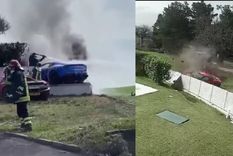 dos ferrari volaron por el aire y se estrellaron contra una pared