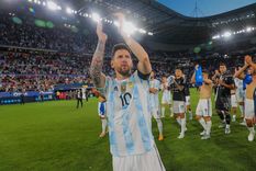 el gobierno le apuesta a lionel messi y al previaje para tapar el desmadre economico
