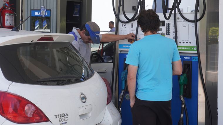 La iniciativa también busca replicase con los autos eléctricos. Foto: Rodrigo DAngelo / MDZ