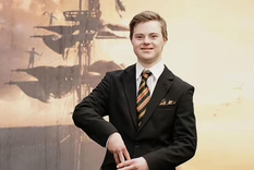 Noha Matthews Matofsky es el primer actor con síndrome de Down en protagonizar un filme de Disney Foto: instagram.com/noahmatthewsmatofsky