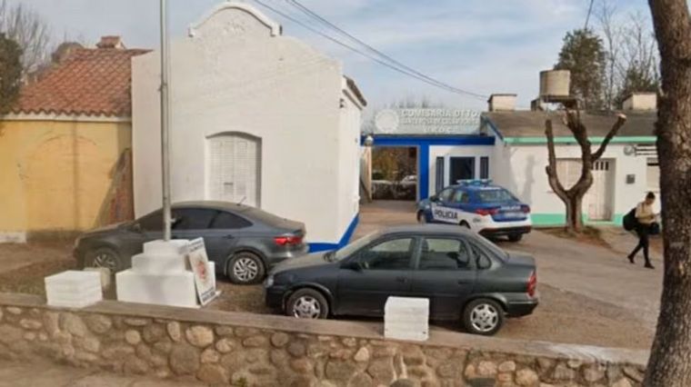 Un alumno de 12 años llevó al Colegio San Francisco de Asís, en la ciudad de Santa Rosa de Calamuchita, un rifle de aire comprimido y se produjeron momentos de tensión.